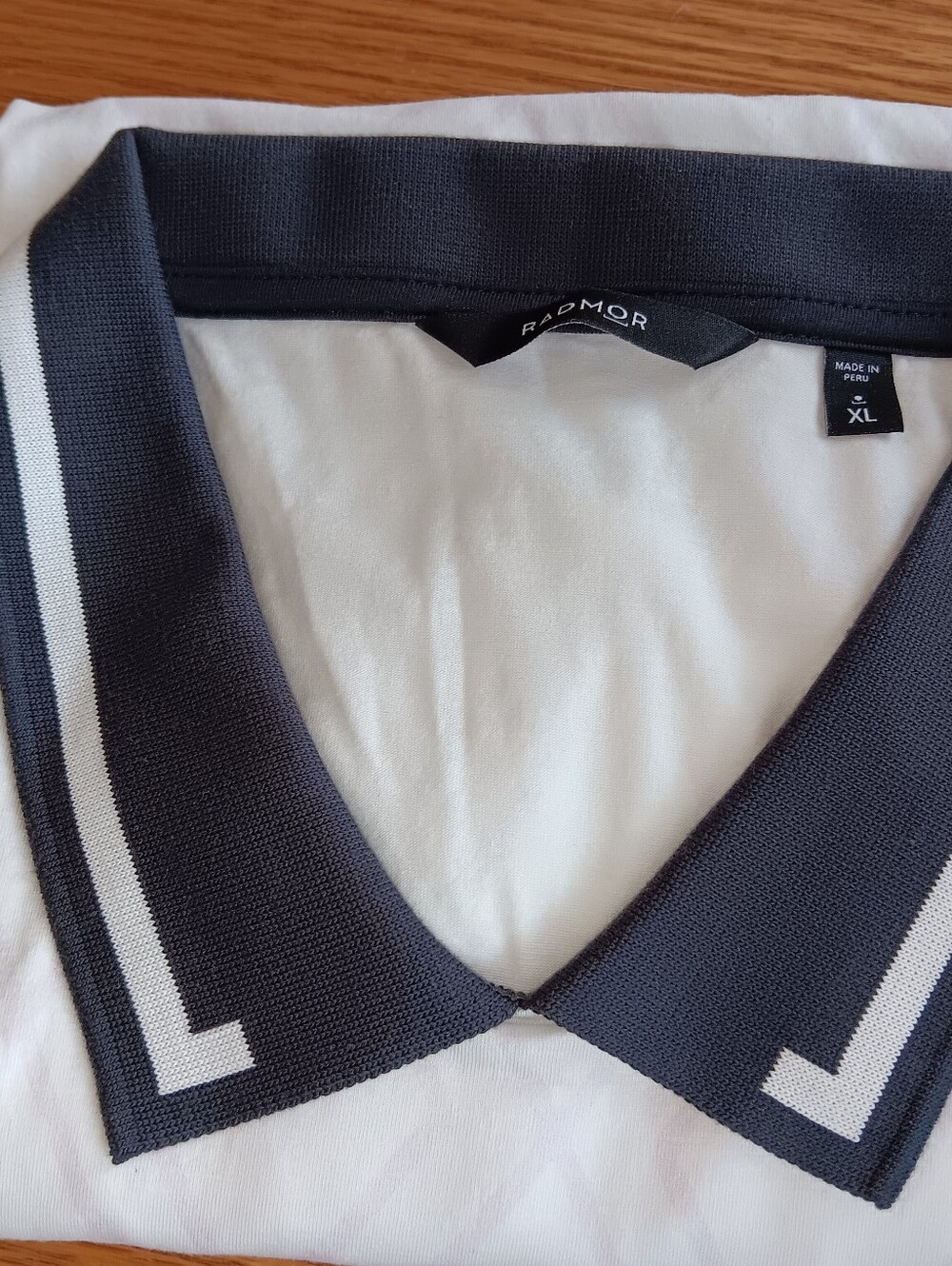 RADMOR Ladies Golf Blouse By RADMOR. XL NEW